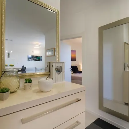 Marica Apartment *