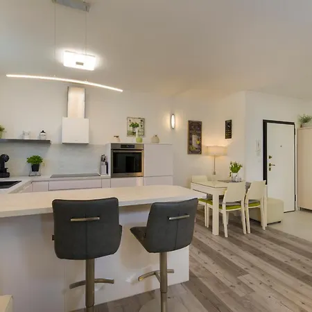 Marica Apartment *